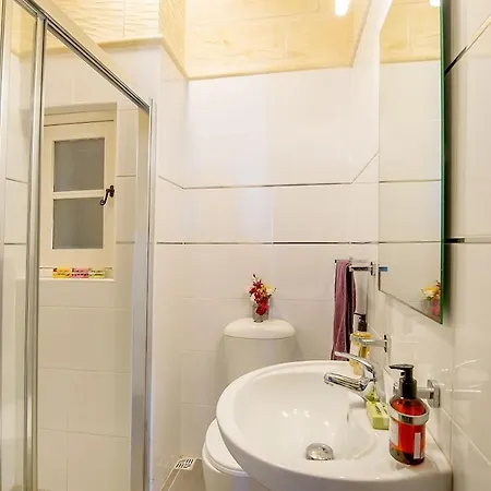 Country house Hanini Qala