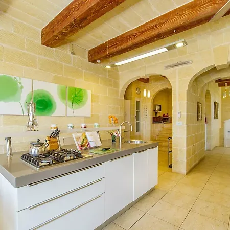 Country house Hanini Qala