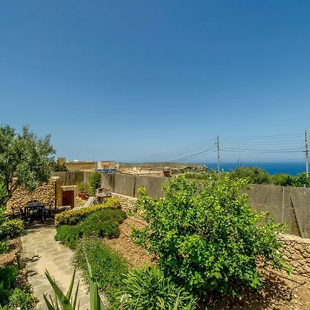Hanini Country house